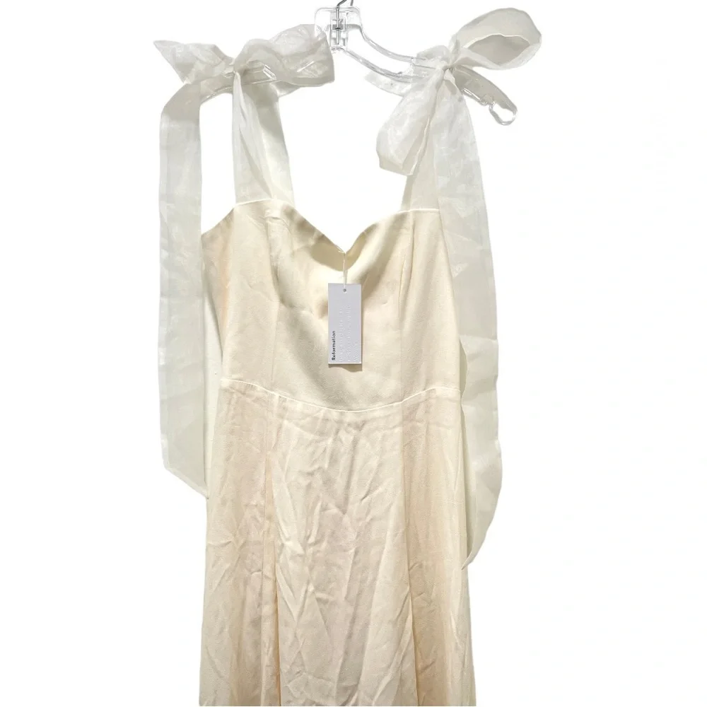 ⚡️⚡️NWT REFORMATION Balsam Dress in Ivory, Size 4 - Picture 9 of 16
